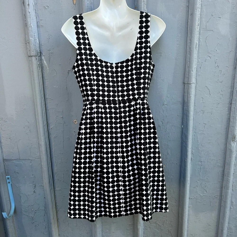 Marimekko x Banana Republic  dots dress, size 6P - Picture 6 of 13